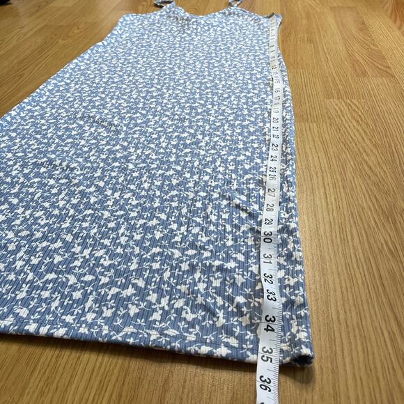 Floral Nightgown - Picture 5 of 6